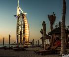 Hotel Burj Al Arab Jumeirah é o único hotel de 7 estrelas do mundo e desde sua criação em 1999, é classificado como o melhor hotel do mundo, Dubai, Emirados Árabes Unidos