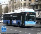 O ônibus urbano de Madrid, EMT tem atualmente uma rede de 203 linhas e um comprimento de quase 3,562 km