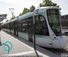 O tramway da Île-de-France (Paris), tem 186 estações, 9 linhas e um comprimento de mais de 100 km