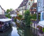 Colmar é uma linda cidade com belas construções tradicionais, capital do Alto Reno, Alsácia, França