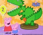 Peppa Pig e seu irmão mais novo George observando um grande dinossauro