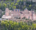 Castelo de Heidelberg é um castelo medieval localizado na cidade de Heidelberg, Alemanha