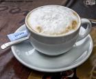 Cappuccino é um dos clássicos dos cafés ao redor do mundo