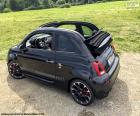 O Abarth 500 cabrio um pequeno carro esportivo, mas com grande potência