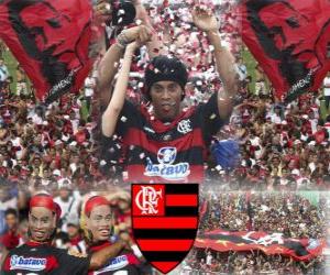 Puzle Ronaldinho assinou pelo Flamengo