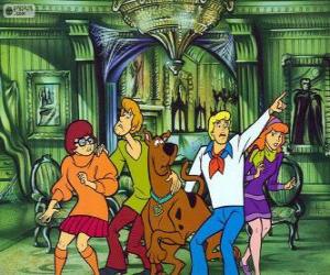 Puzle Scooby Doo e sua turma de amigos estão com medo