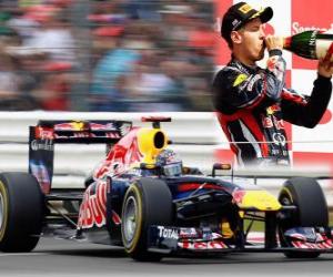Puzle Sebastian Vettel - Red Bull - Silverstone Grand Prix da Grã-Bretanha (2011) (2 º Lugar)