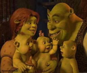 Puzle Shrek e Fiona amor e muito feliz com seus três filhos